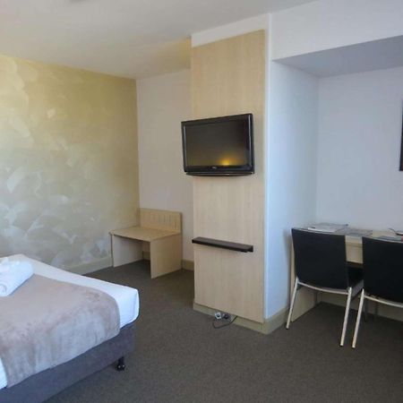 Metro Hotel Perth Kültér fotó