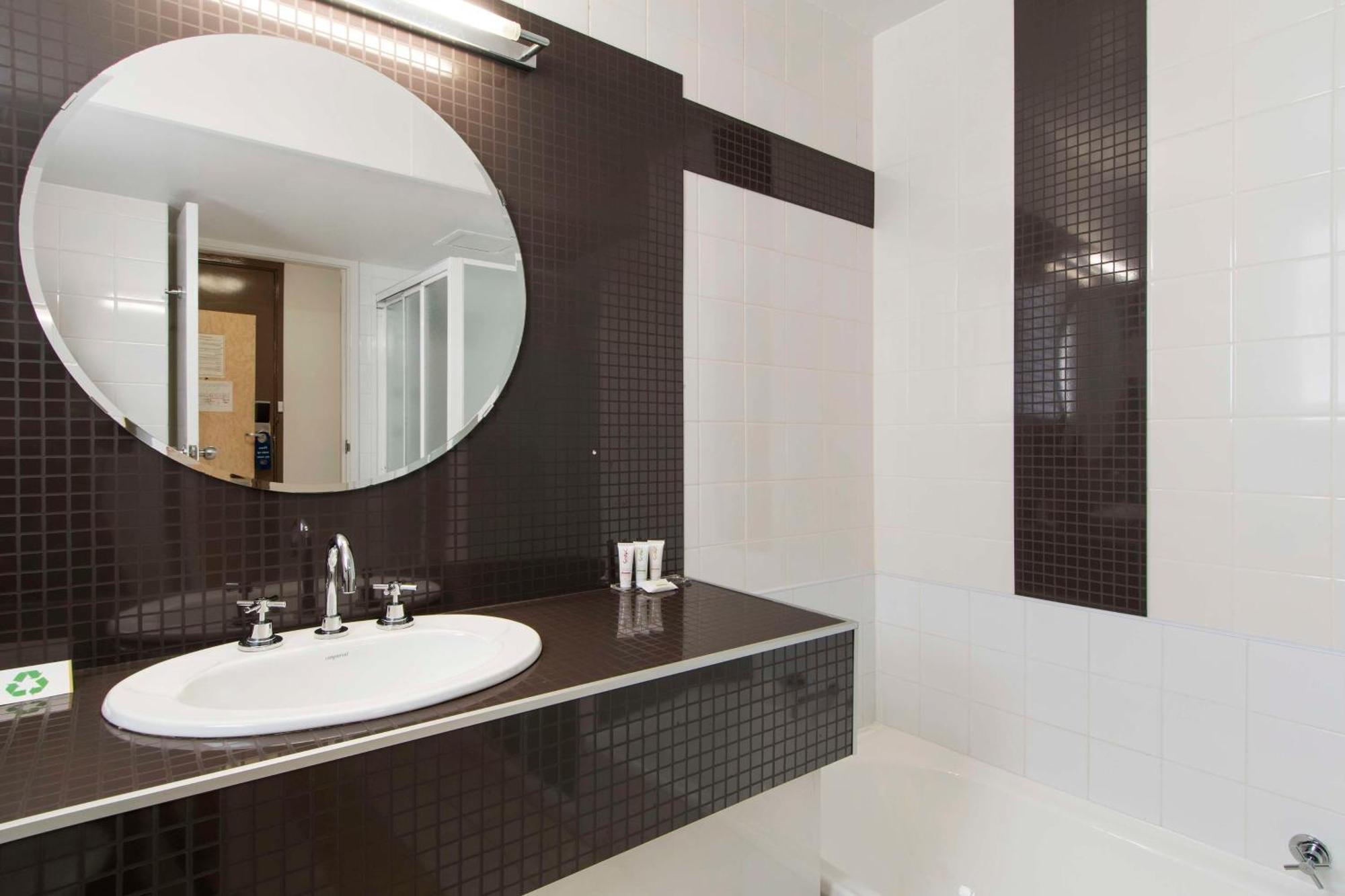 Metro Hotel Perth Kültér fotó